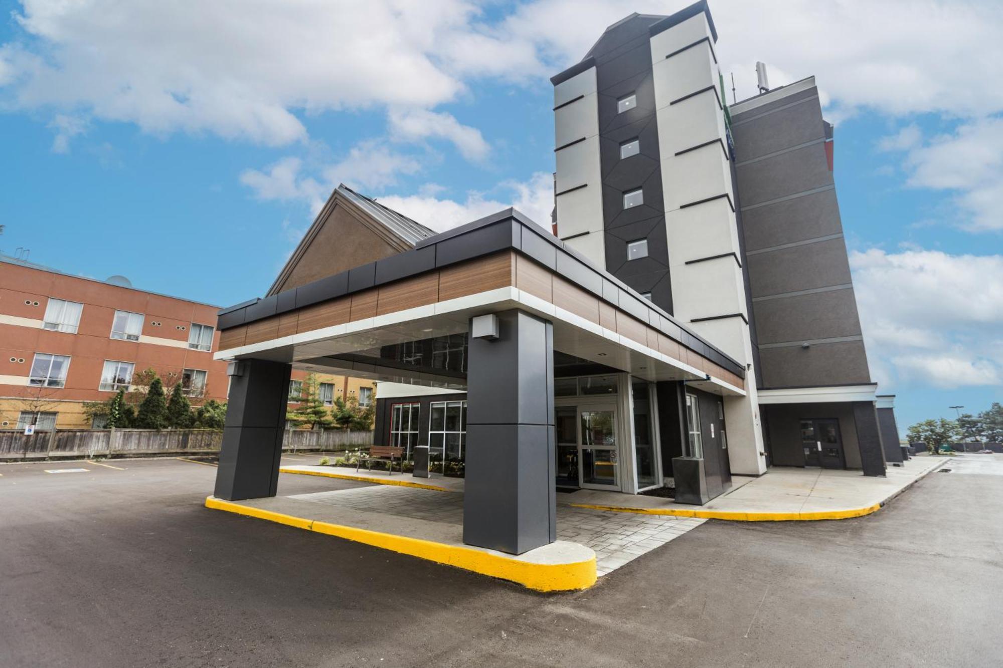 Holiday Inn Express Toronto-North York By Ihg Екстериор снимка